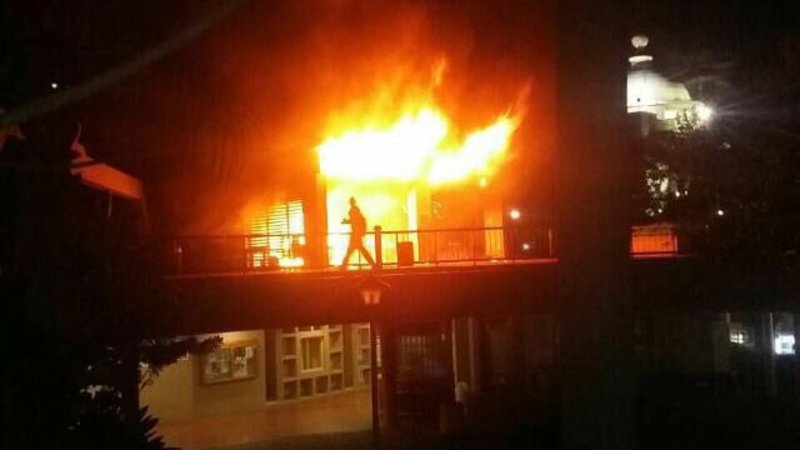 UKZN coffee shop burned down – allegedly by protesting students