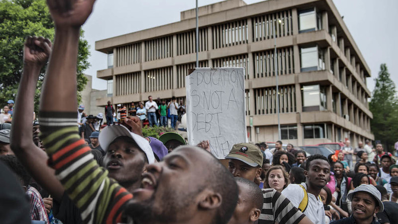 #WitsShutDown: About 30 students arrested, protesters plan march to police station