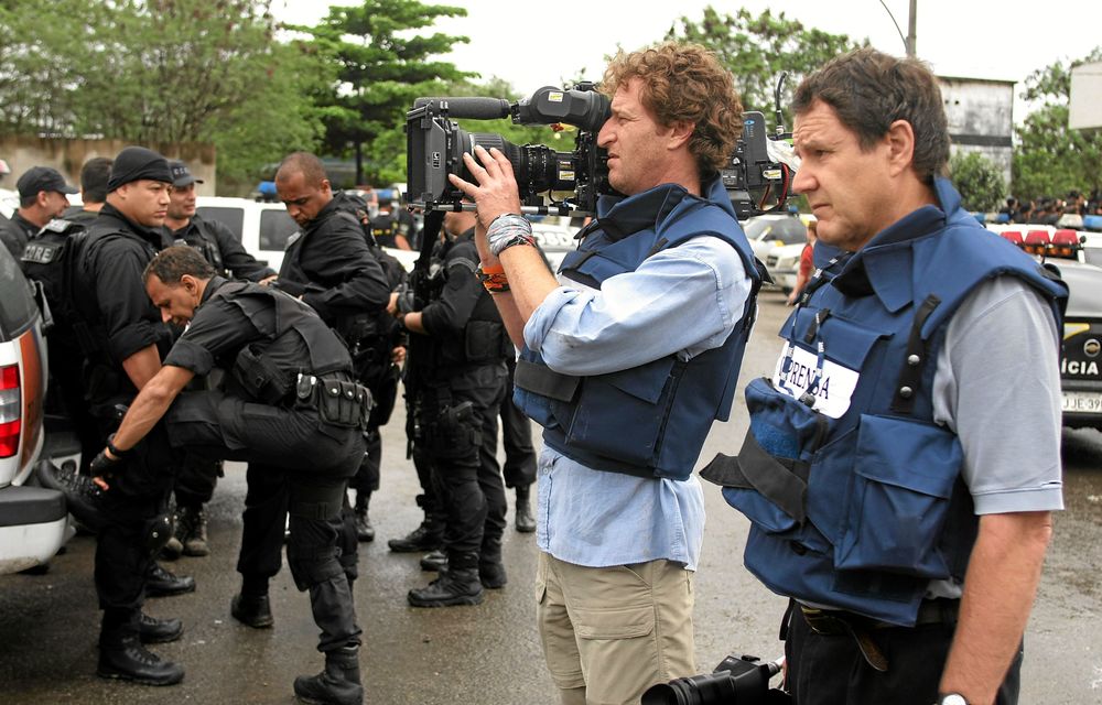 Shooting under fire