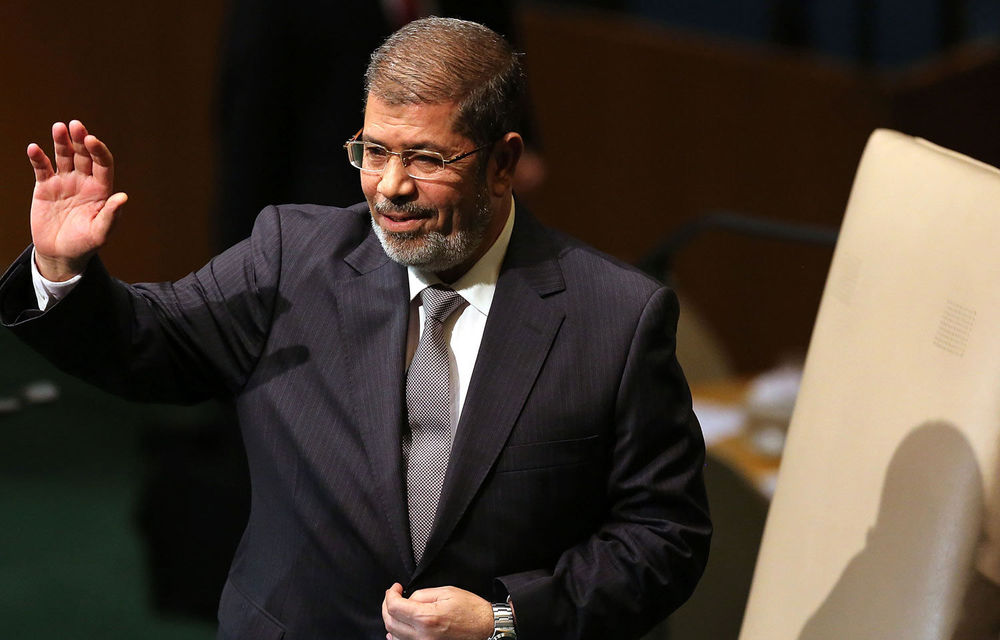 Egyptians back draft constitution