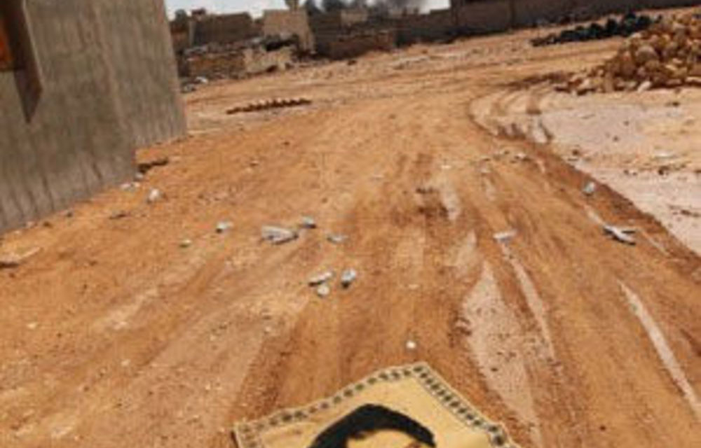 Gaddafi diehards take back Bani Walid