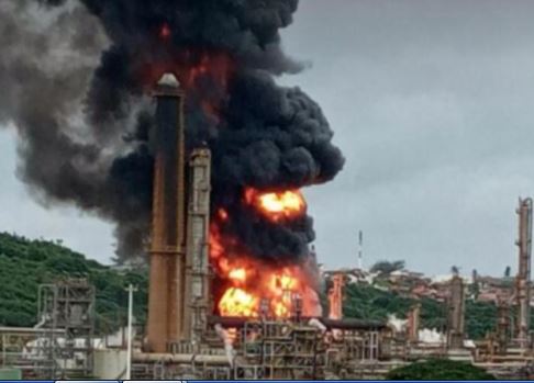 Blast rocks Durban’s Engen refinery