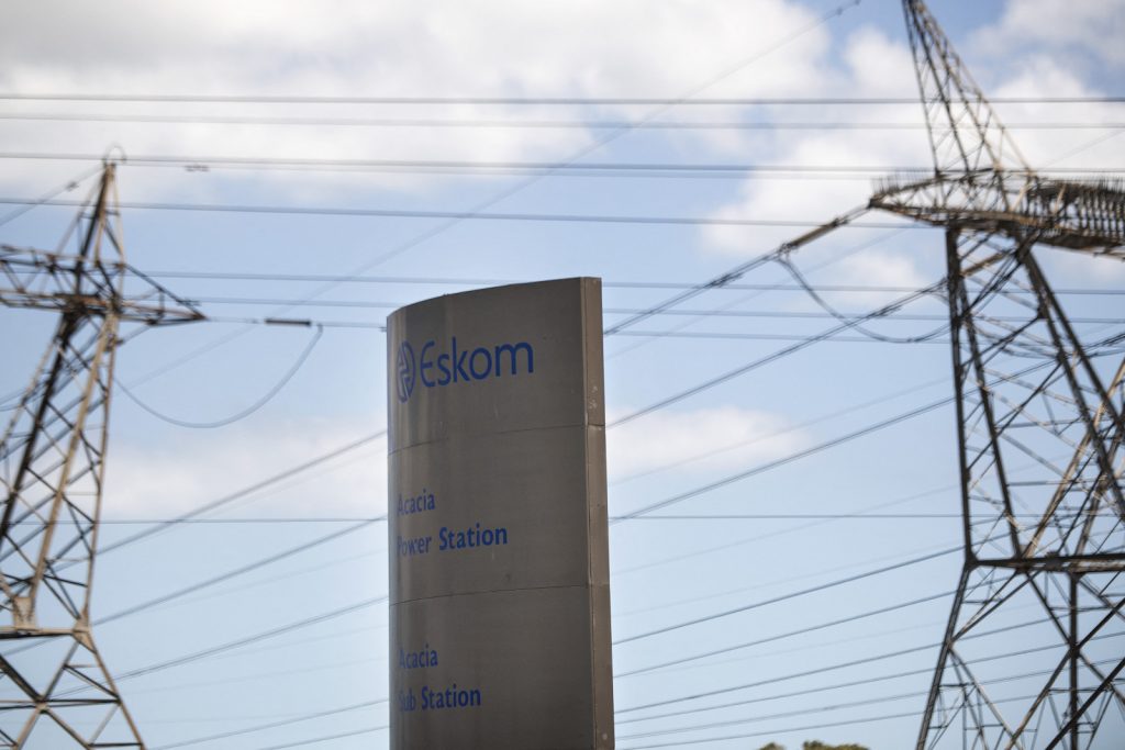 Eskom’s decision to keep coal plants running until 2030 could cost R90 billion