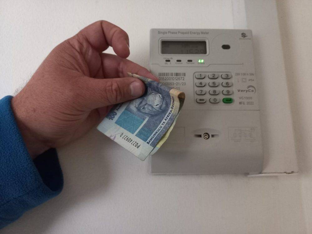 Cape Town, Joburg city councils warn residents of ‘cheap’ prepaid electricity scams
