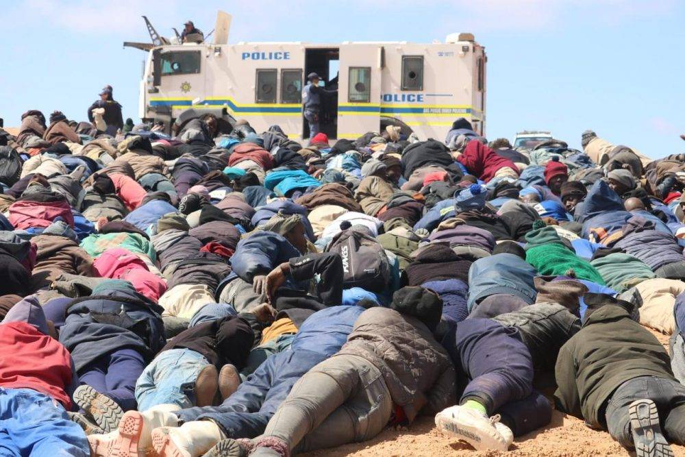 Police arrest 867 illegal miners in crackdown