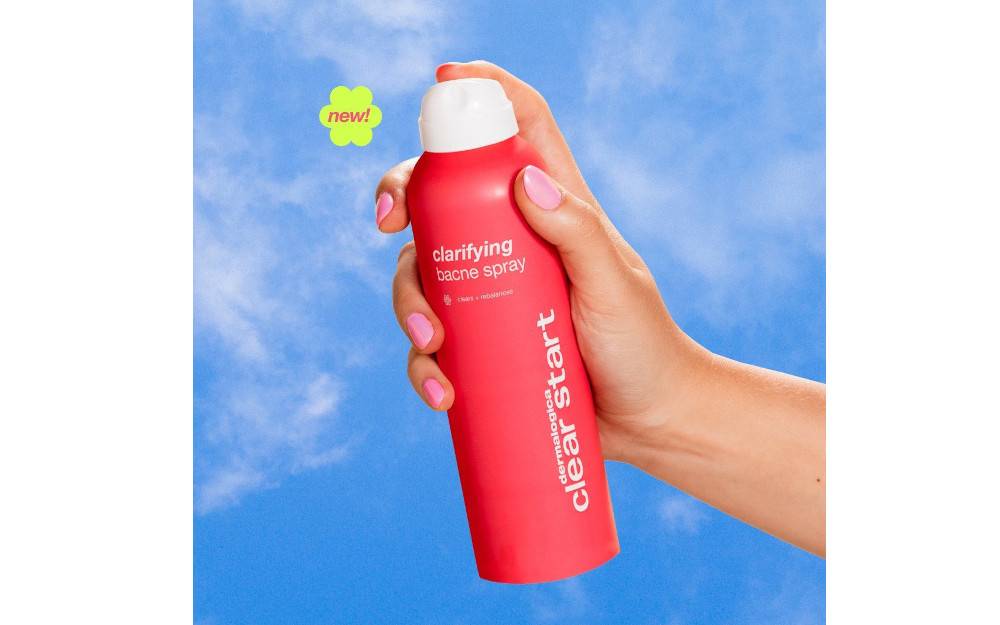 Say goodbye to body breakouts with Clear Start’s new Clarifying Bacne Spray