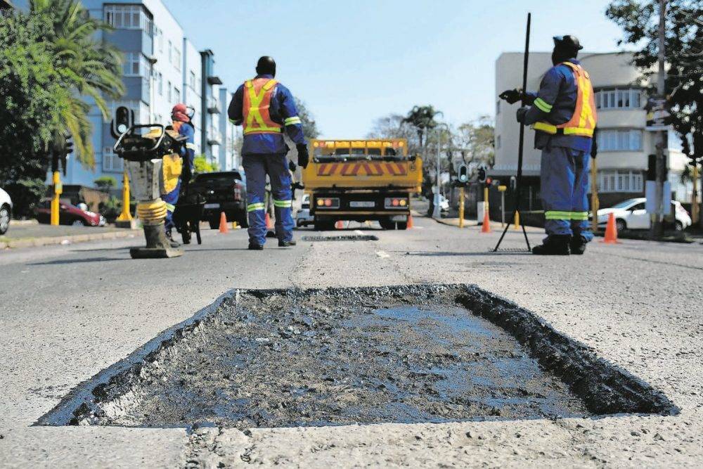 How to protect public service from unstable coalitions