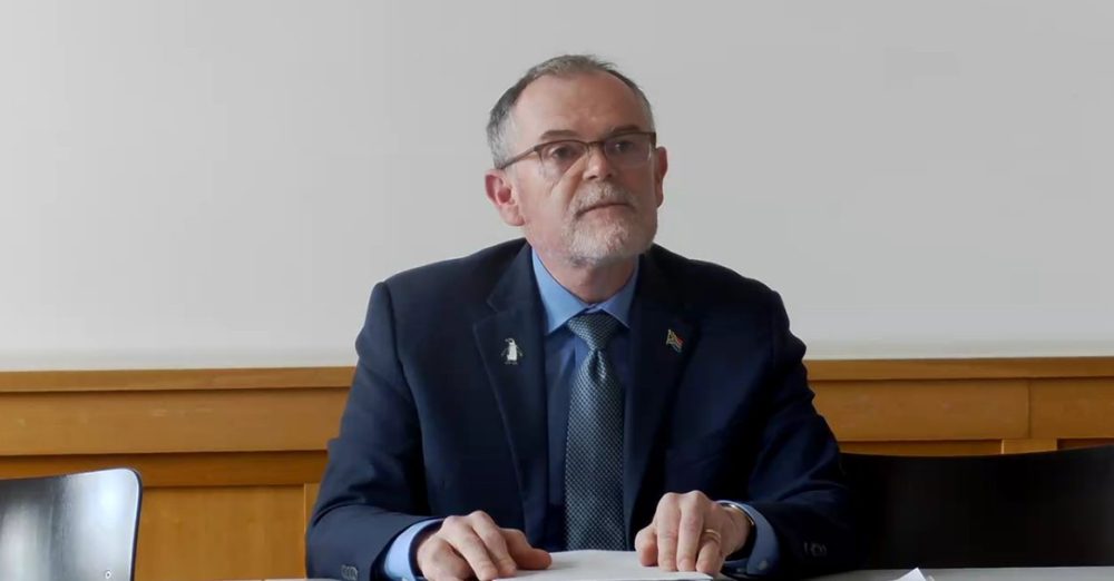 Wildlife ranchers slam Dion George over hunting quota standoff